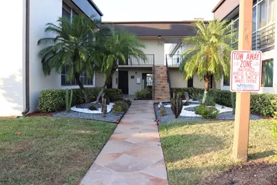 87 Capri B, Unit #B, Delray Beach, FL 33484 - Photo 1