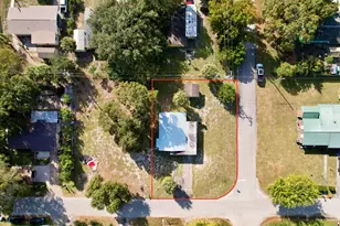 659 4th Pl, Vero Beach, FL 32962 - Photo 1