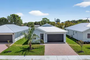 609 N Loxahatchee Dr, Jupiter, FL 33458 - Photo 1