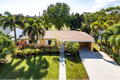 250 NE 20th Street, Delray Beach, FL 33444 - Photo 1