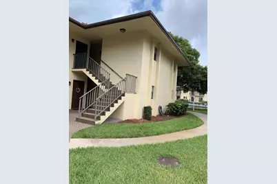 2050 Oleander Boulevard, Unit #11-101, Fort Pierce, FL 34950 - Photo 1