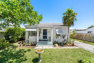 221 NE 10th St, Delray Beach, FL 33444 - Photo 1