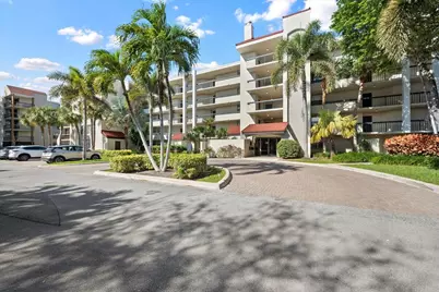825 Egret Circle #102, Delray Beach, FL 33444 - Photo 1