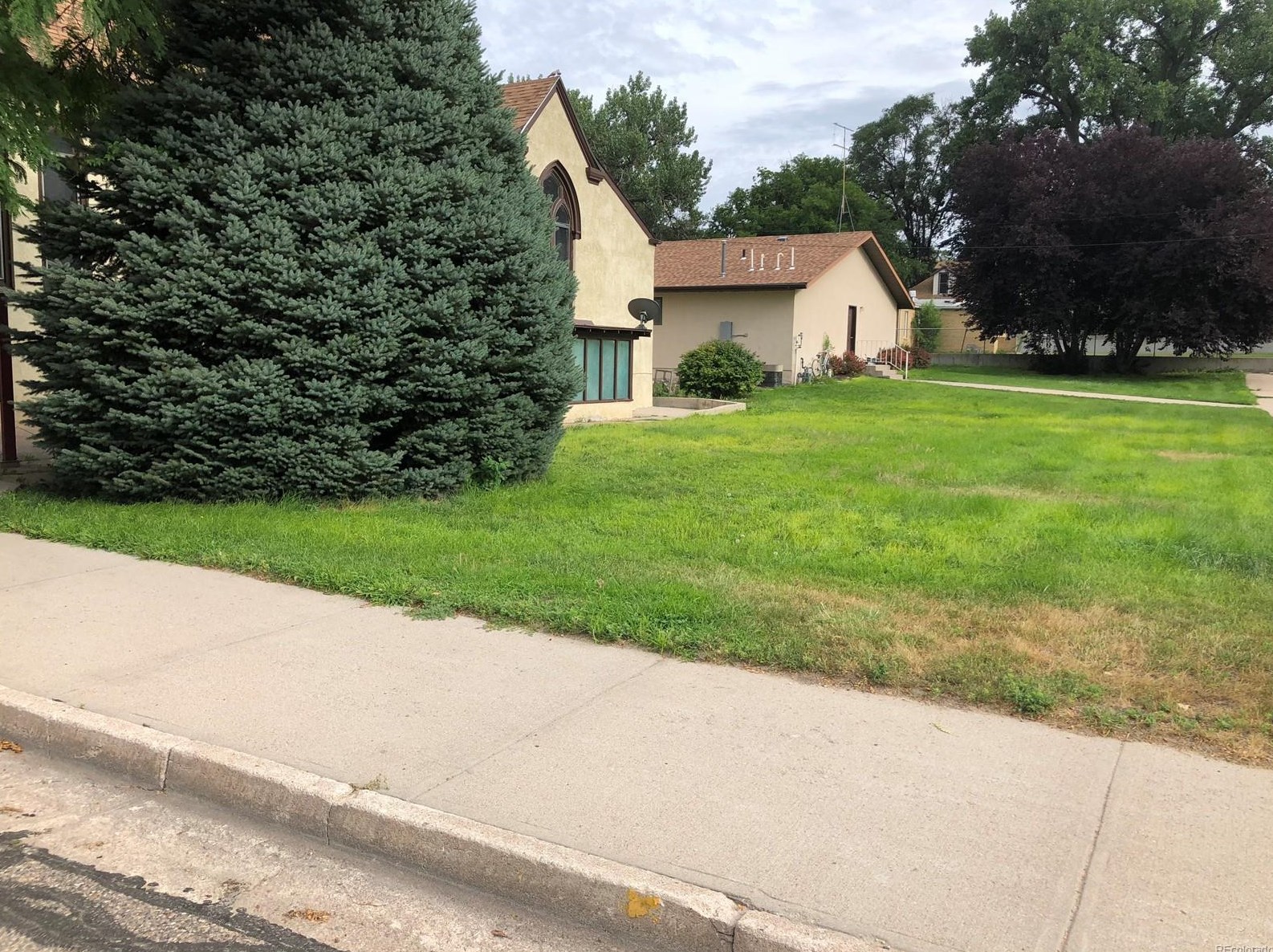 250 E 4th St, Laird, CO 80758