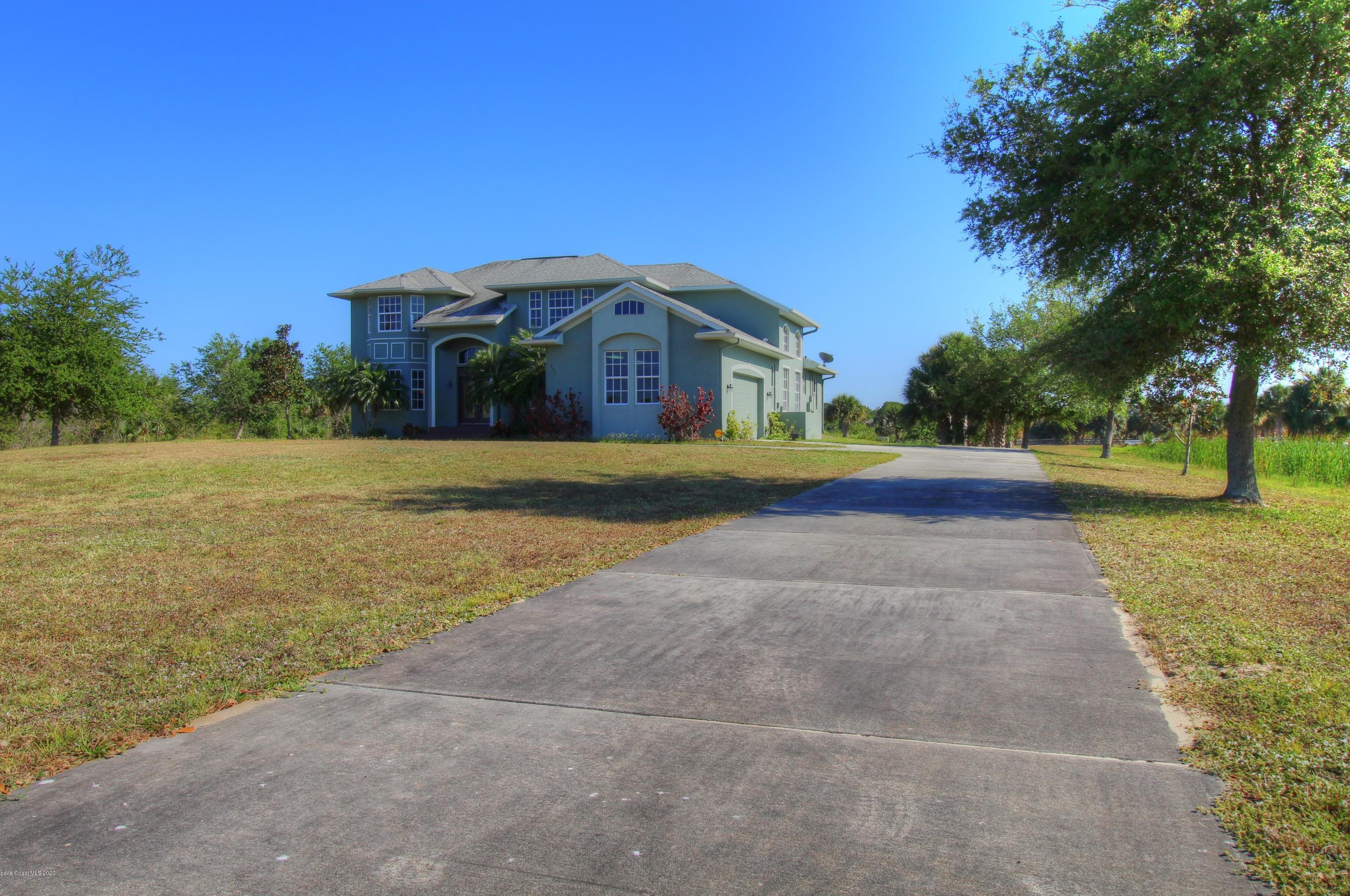 223 Cavalier St, Melbourne, FL 32909-1140