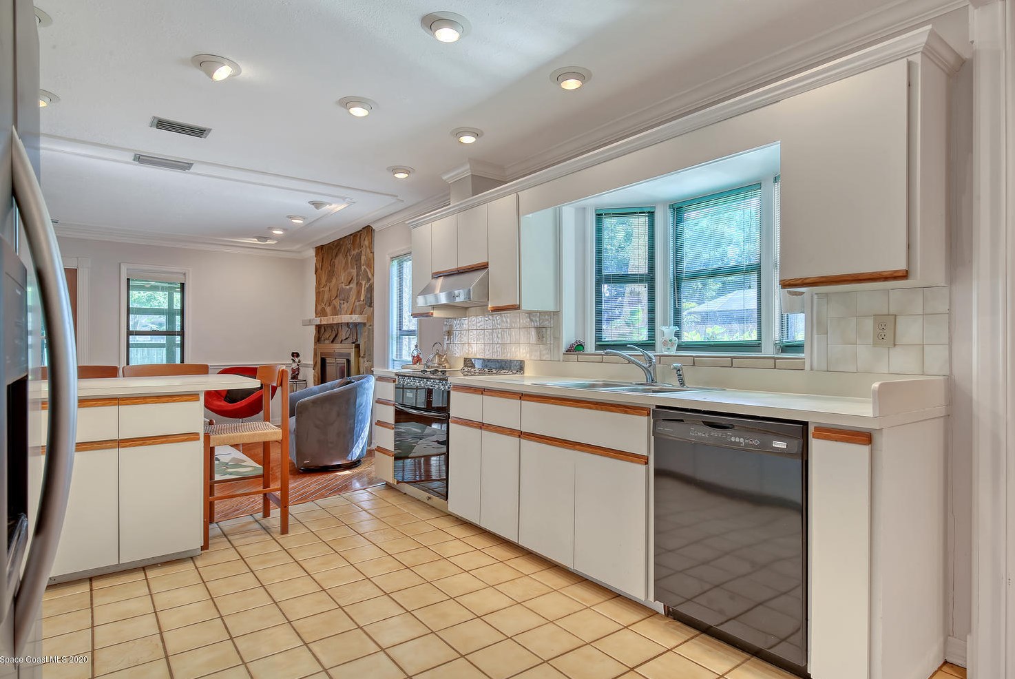 1490 Oaks Dr, Merritt Island FL exterior