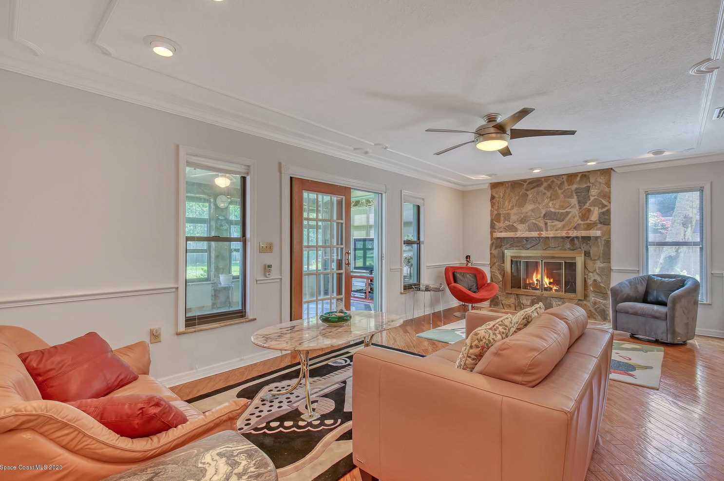 1490 Oaks Dr, Merritt Island FL exterior