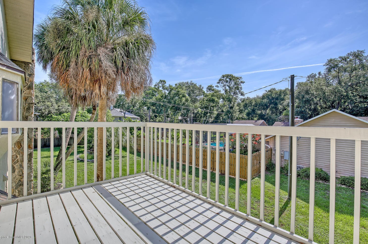 1490 Oaks Dr, Merritt Island FL exterior