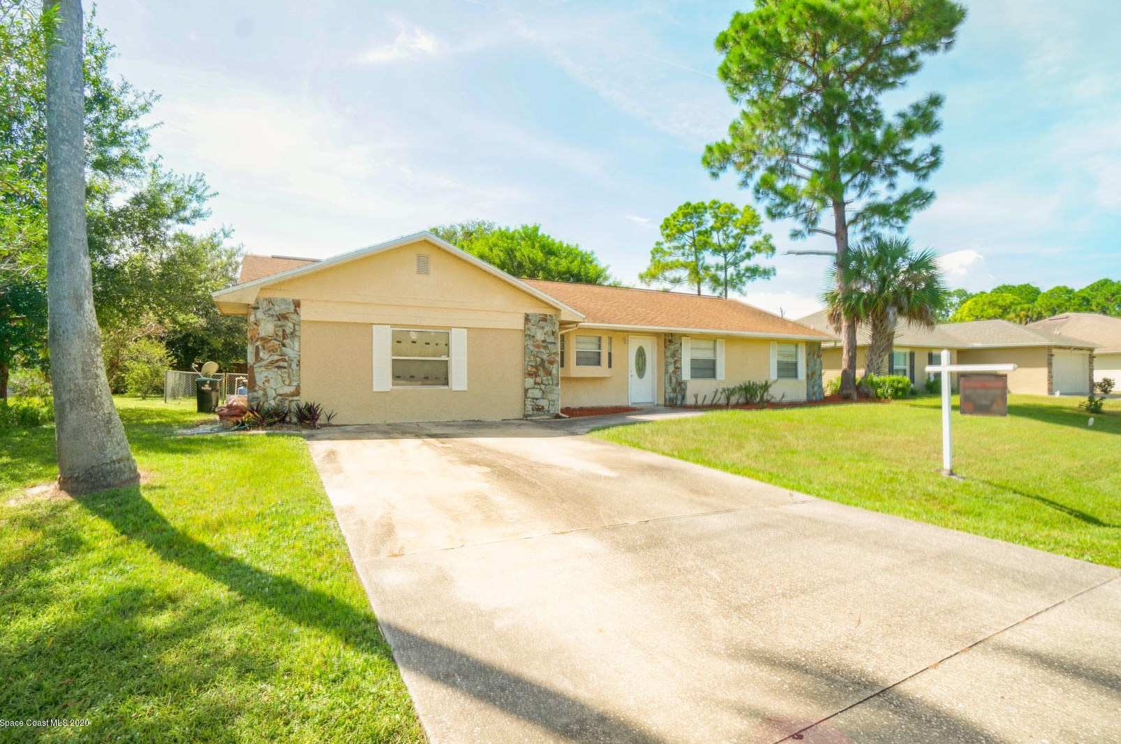 412 Eldron Blvd, Melbourne, FL 32907-1969