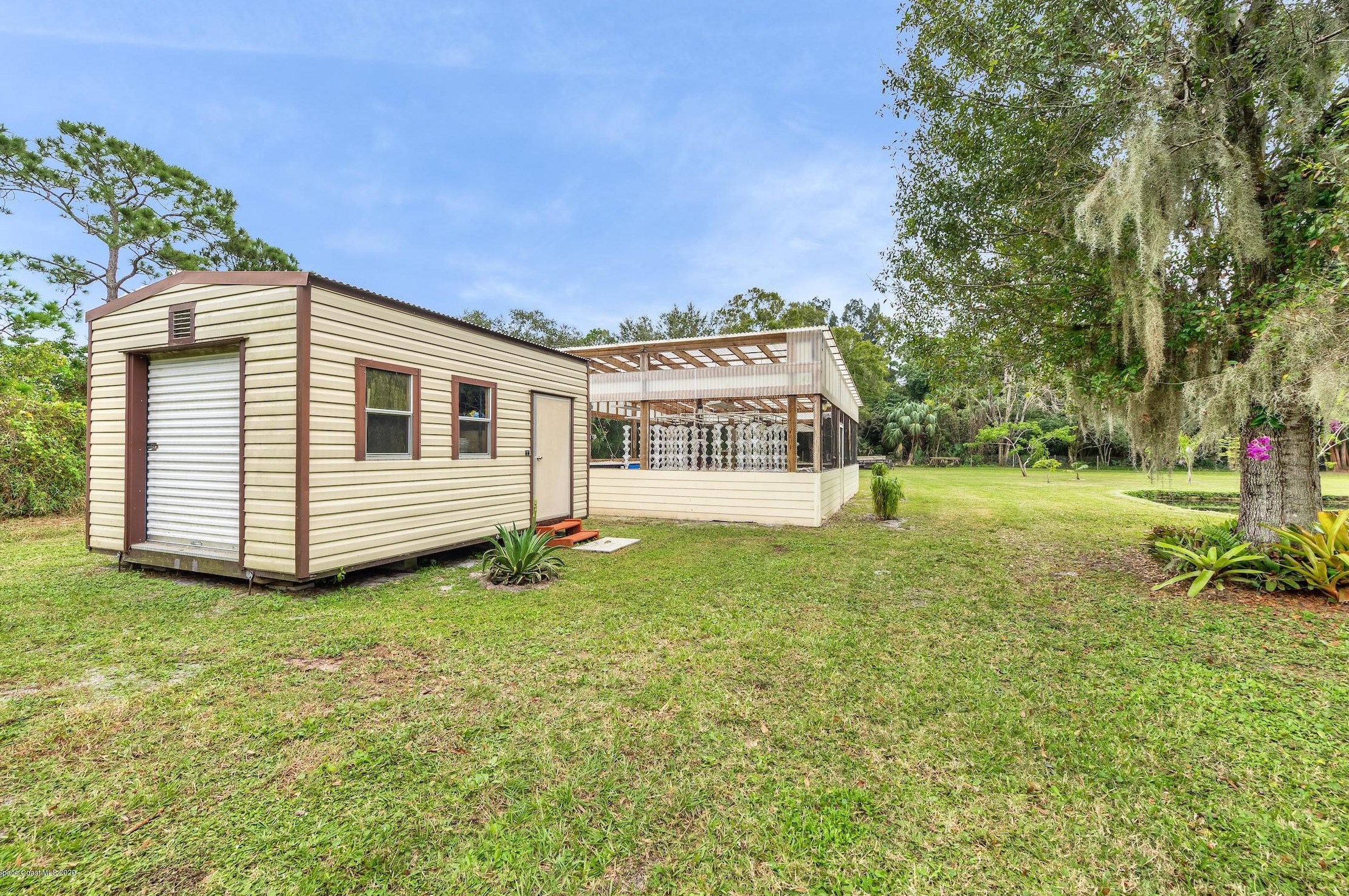 324 Valencia Rd, Melbourne FL 32904-3327 exterior