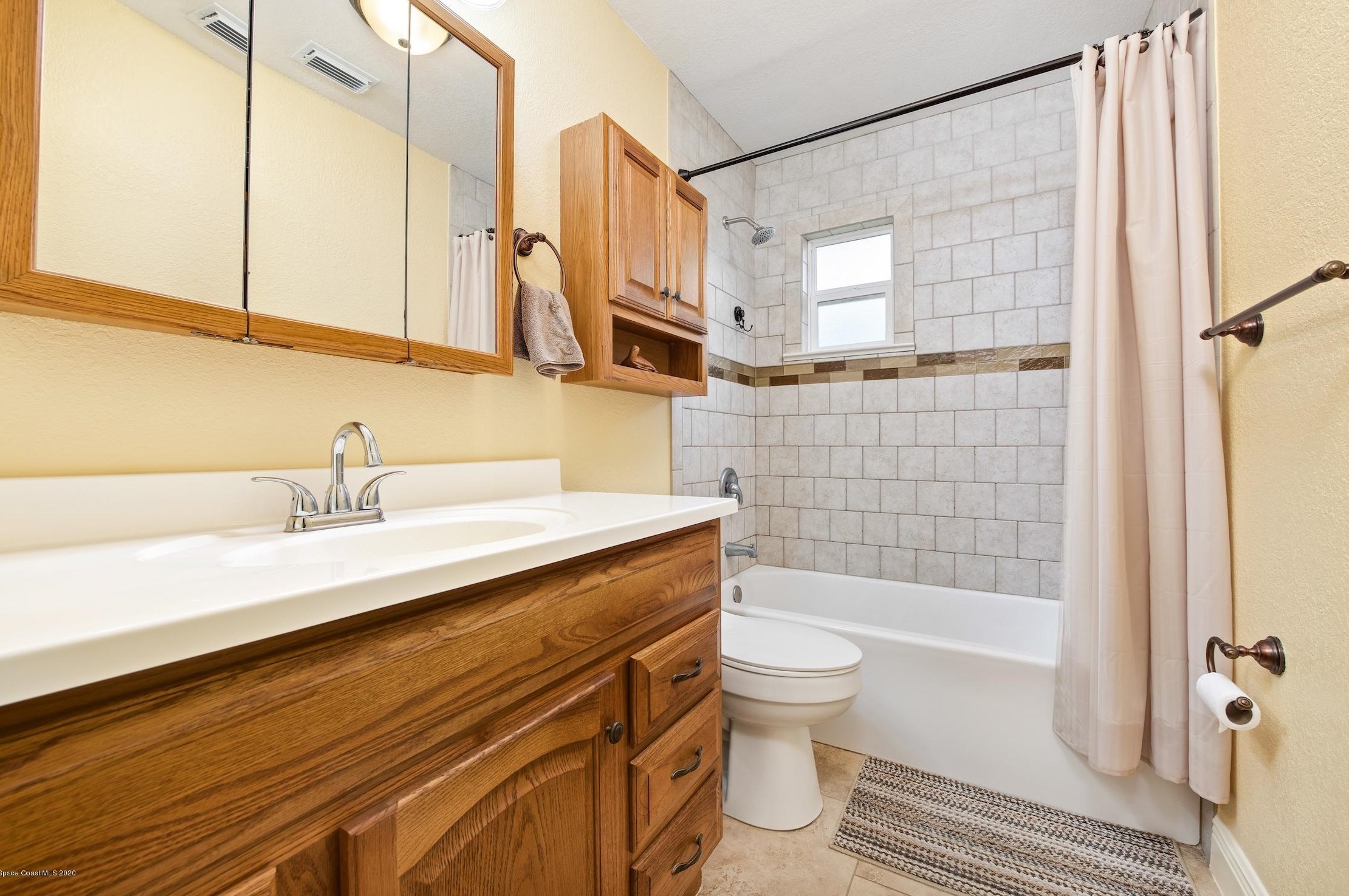 324 Valencia Rd, Melbourne FL 32904-3327 exterior