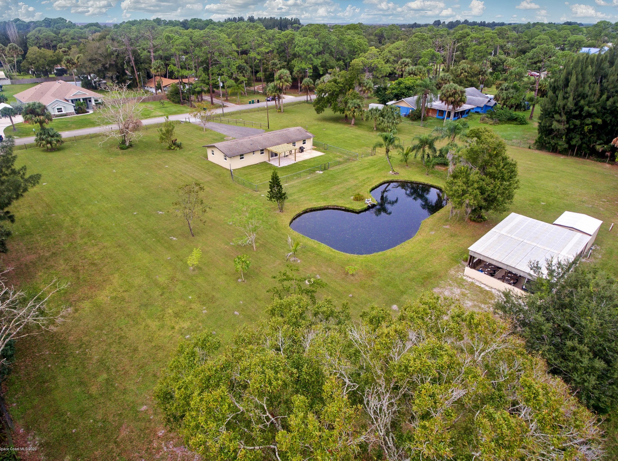 324 Valencia Rd, Melbourne, FL 32904-3327