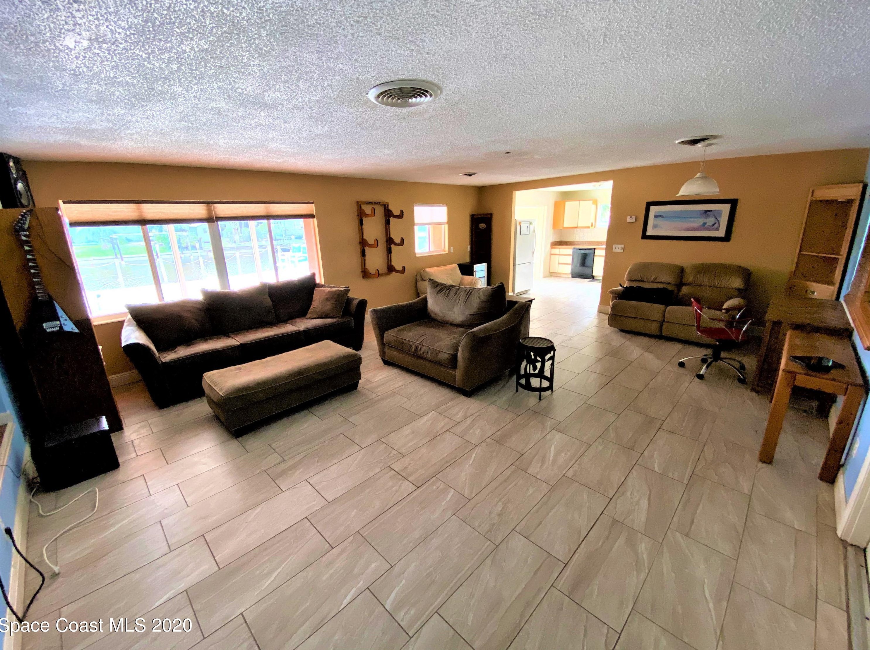 285 Montego Bay Ct, Merritt Island, FL 32953