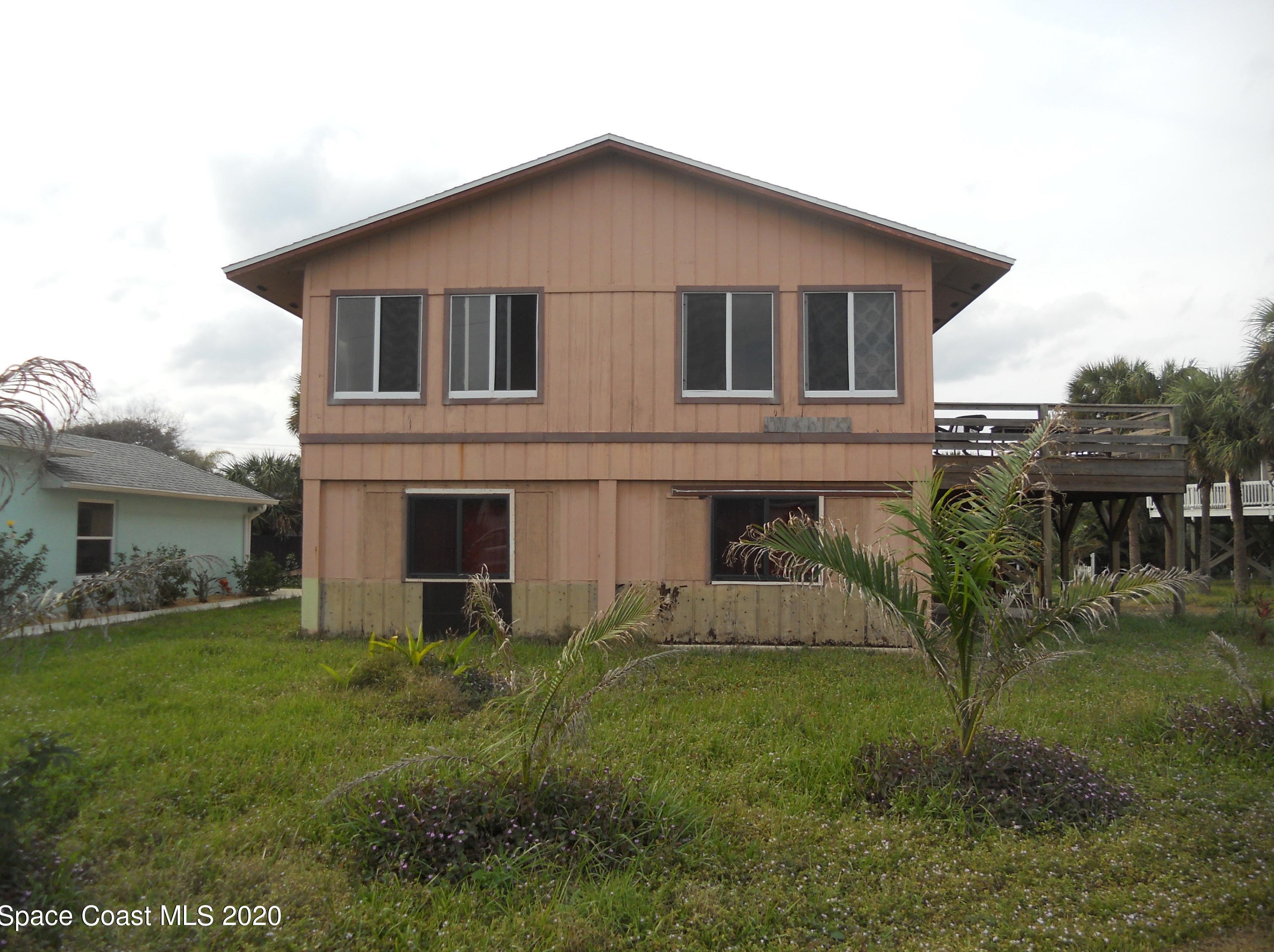 7305 Stuart Ave, Melbourne, FL 32951-3552