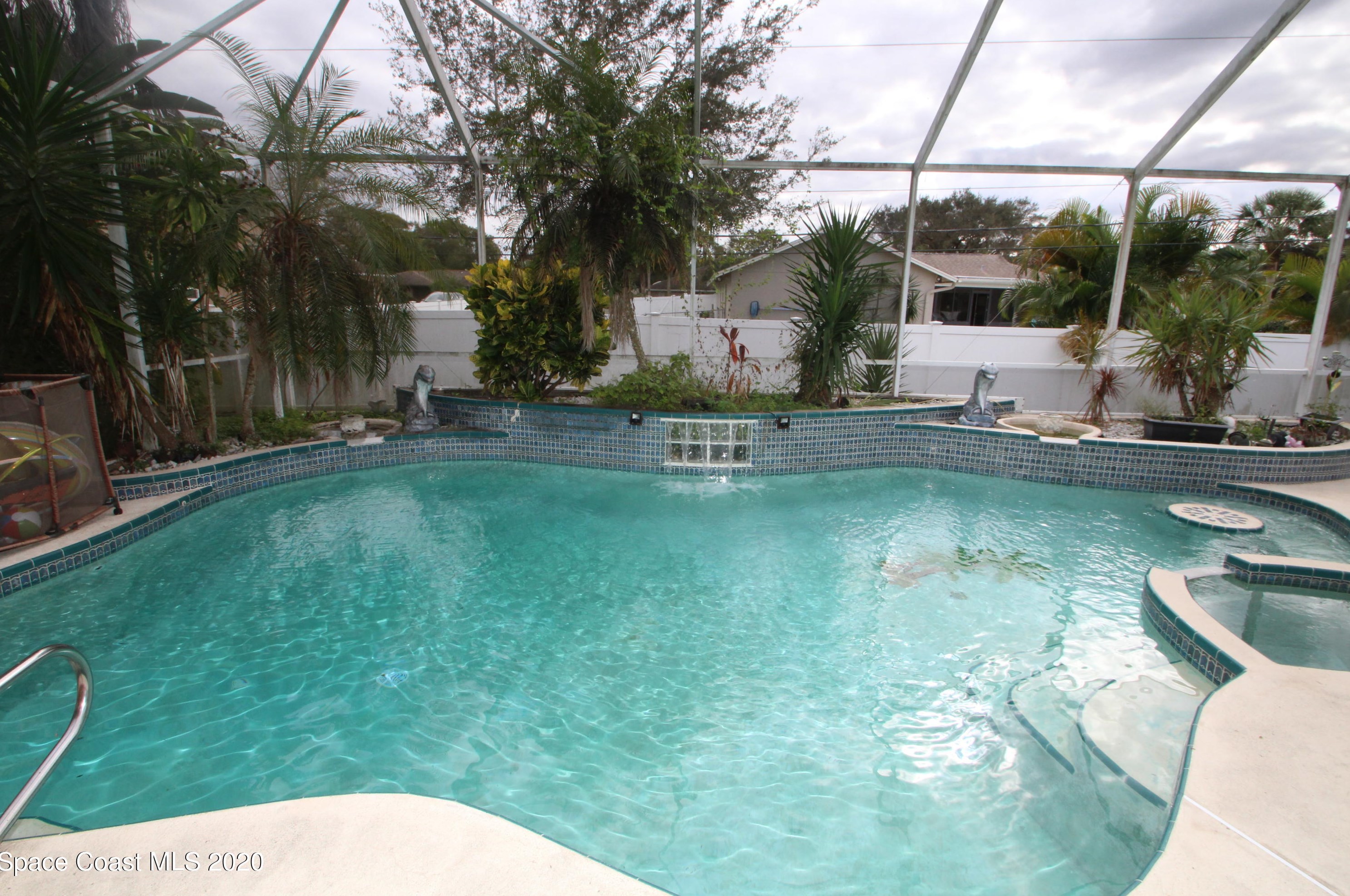 600 Nash St, Melbourne FL  32907-1627 exterior