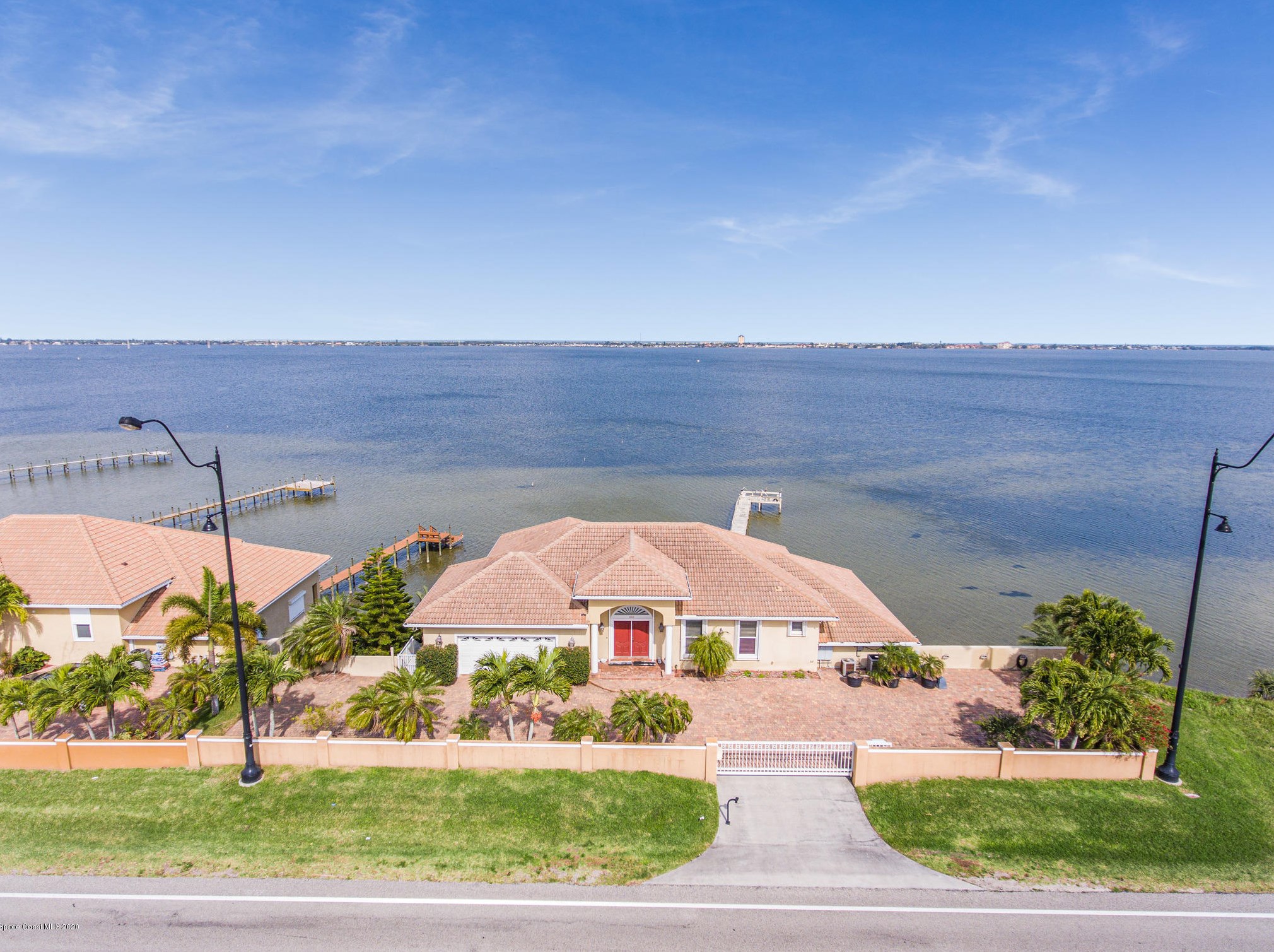 4453 Dixie Hwy, Melbourne FL  32905-4333 exterior