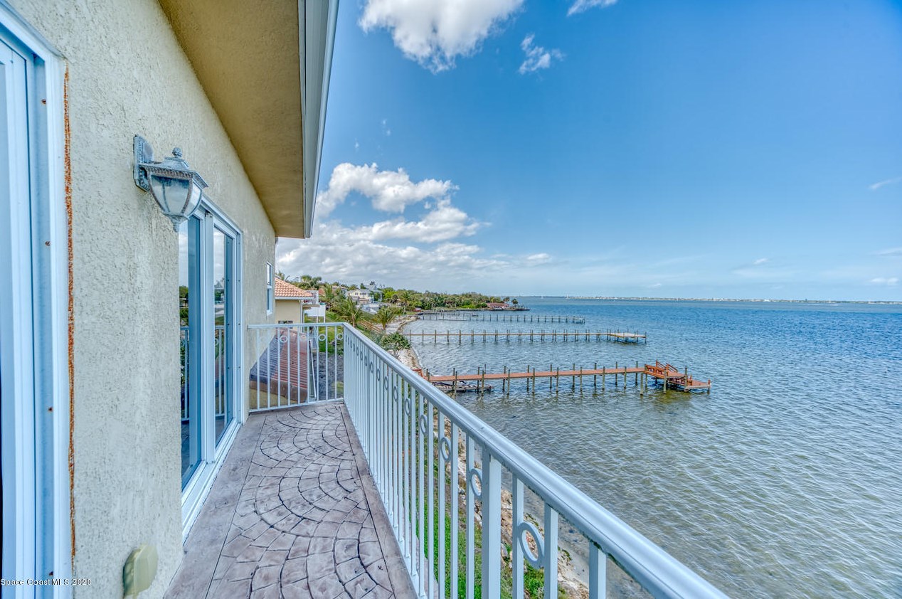4453 Dixie Hwy, Melbourne FL  32905-4333 exterior