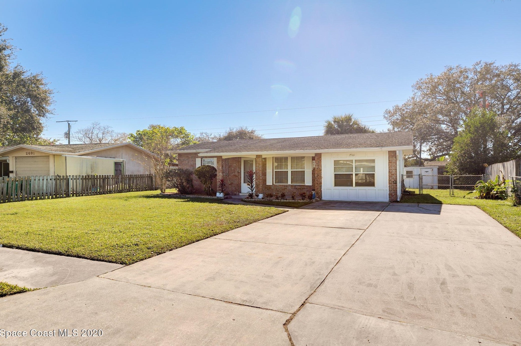 2701 Choctaw Dr, Melbourne, FL 32935-8816
