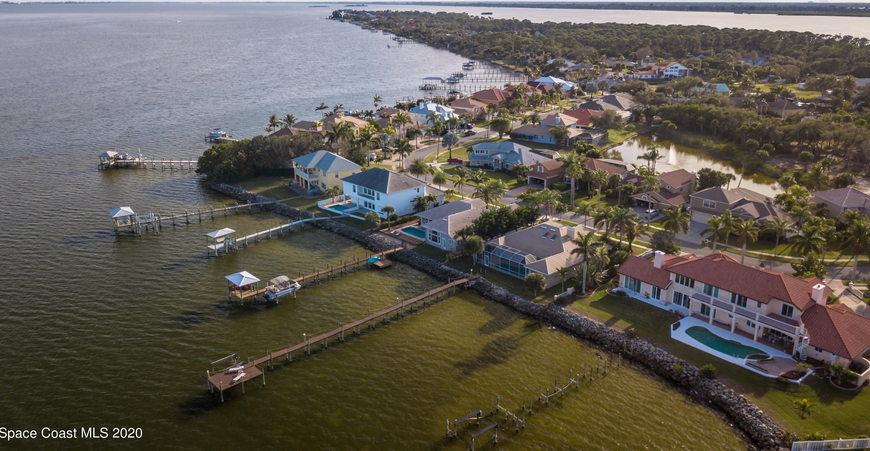 1850 Harbor Point Dr, Merritt Island, FL 32952-2819