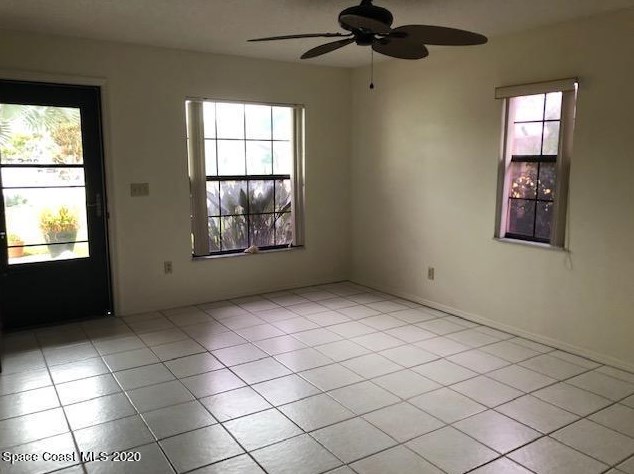 333 Ocean View Ln, Melbourne, FL 32903