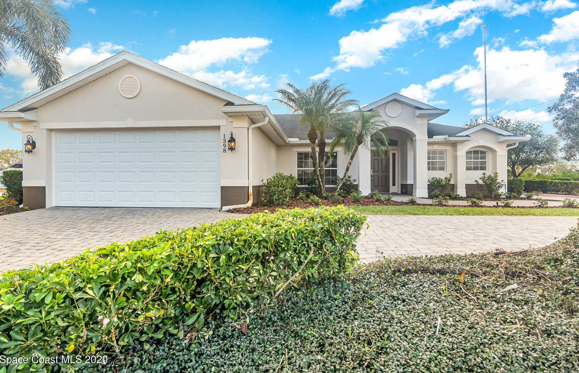 1398 Athens Dr, Melbourne, FL 32907-1152