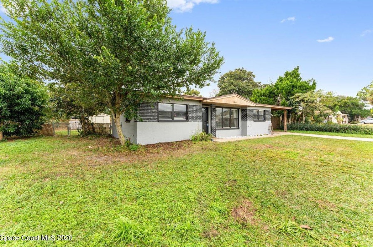 1061 Poinsetta St, Cocoa, FL 32927