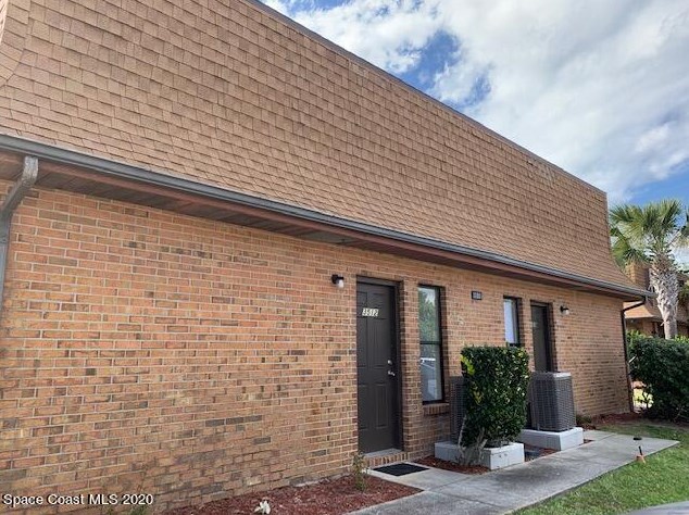 3512 Overlook Dr, Melbourne, FL 32905-6268