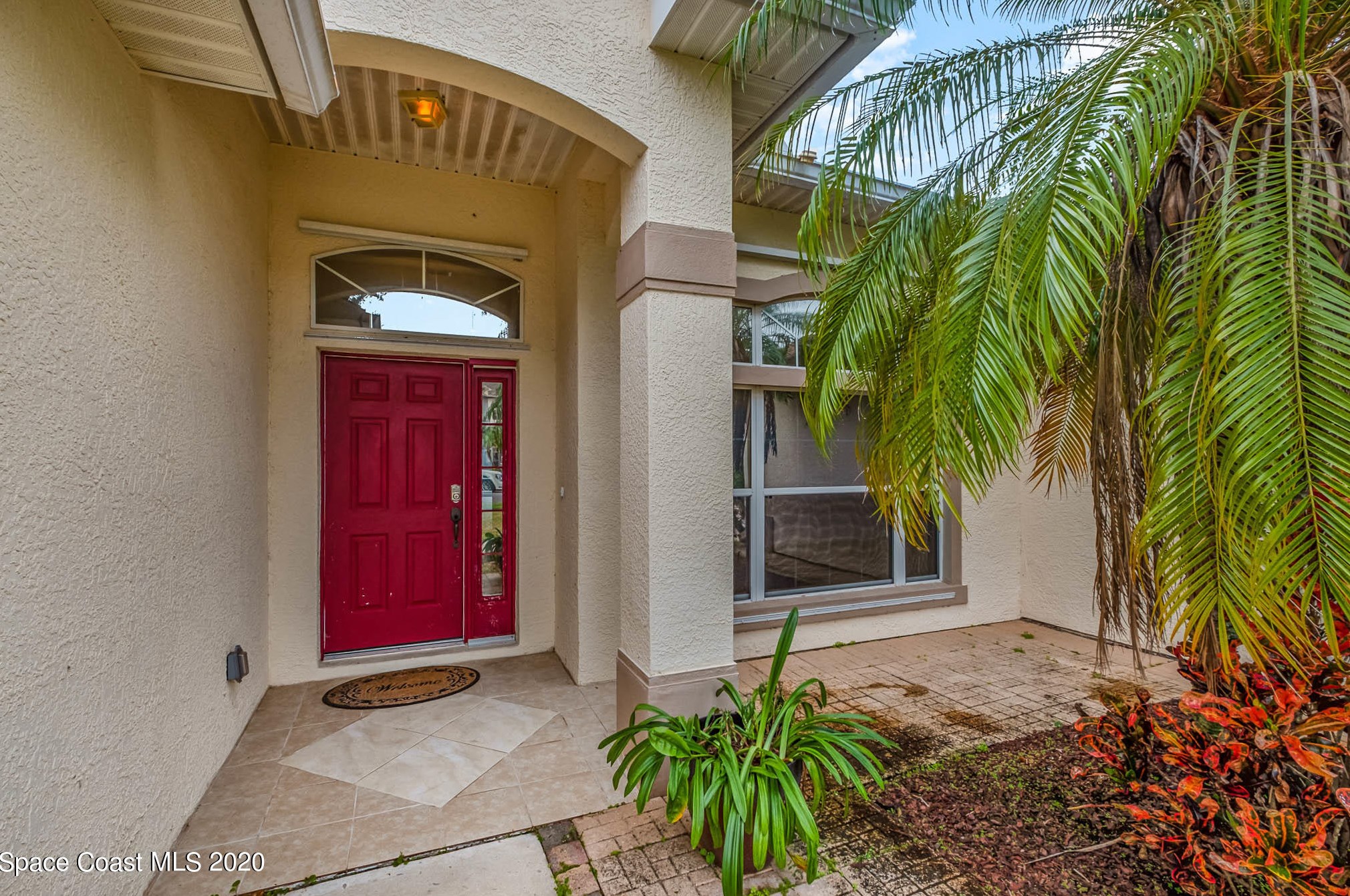 2695 Tuscarora Ct, Melbourne, FL 32904-8092