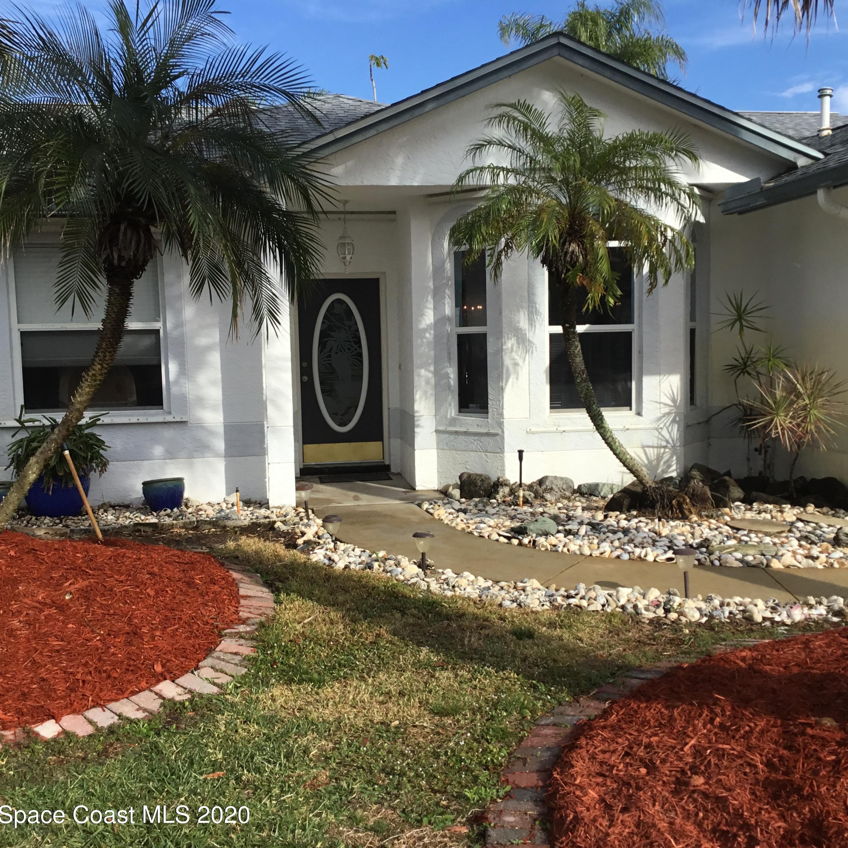 268 Camino Pl, Melbourne, FL 32951-3501