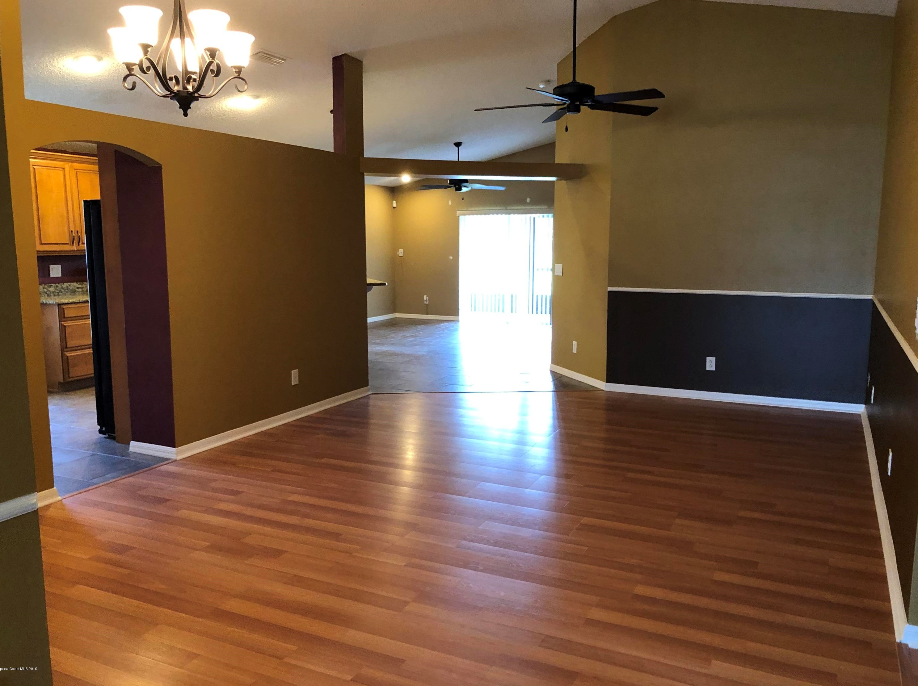 8626 Mizell Dr, Melbourne, FL 32940