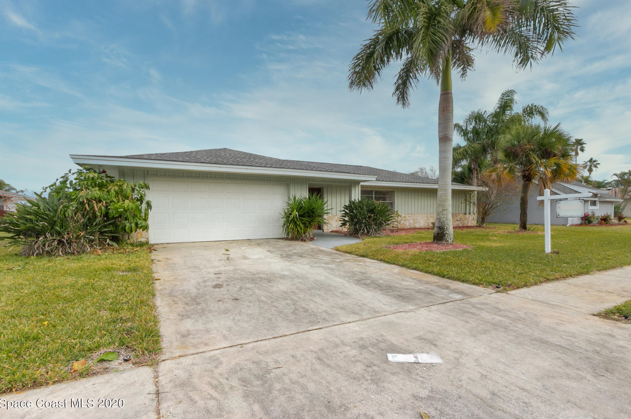 170 Sand Dollar Rd, Melbourne, FL 32903-2320