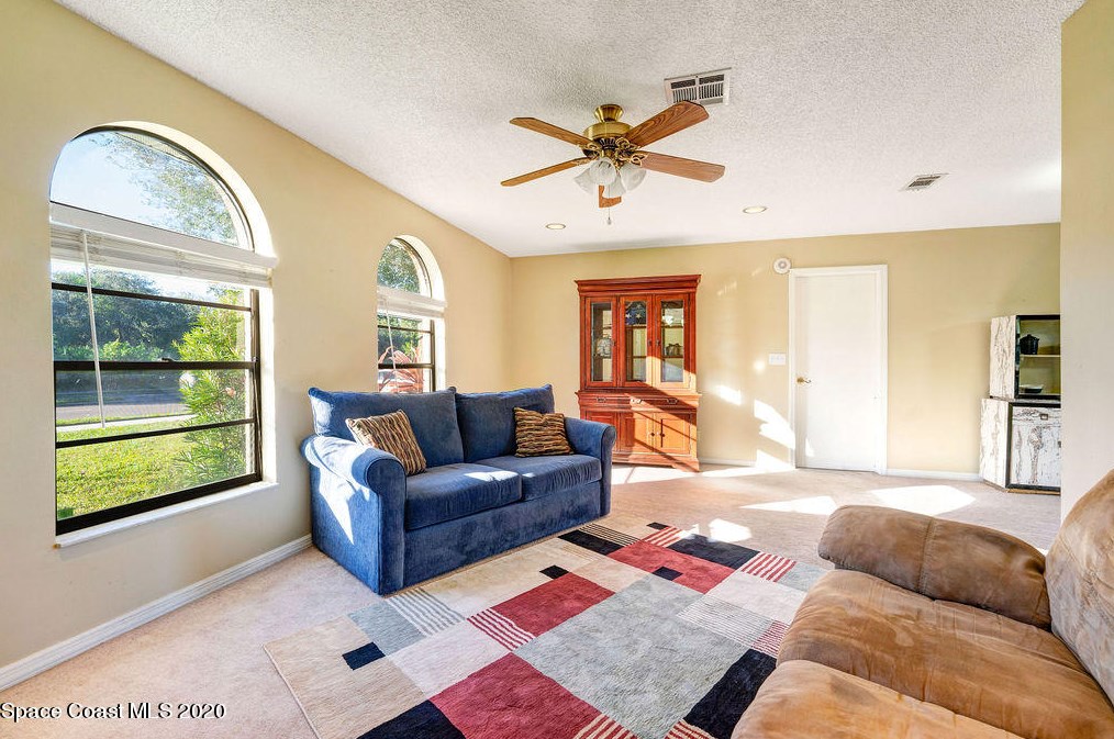 5591 Babcock St, Melbourne, FL 32907-2307