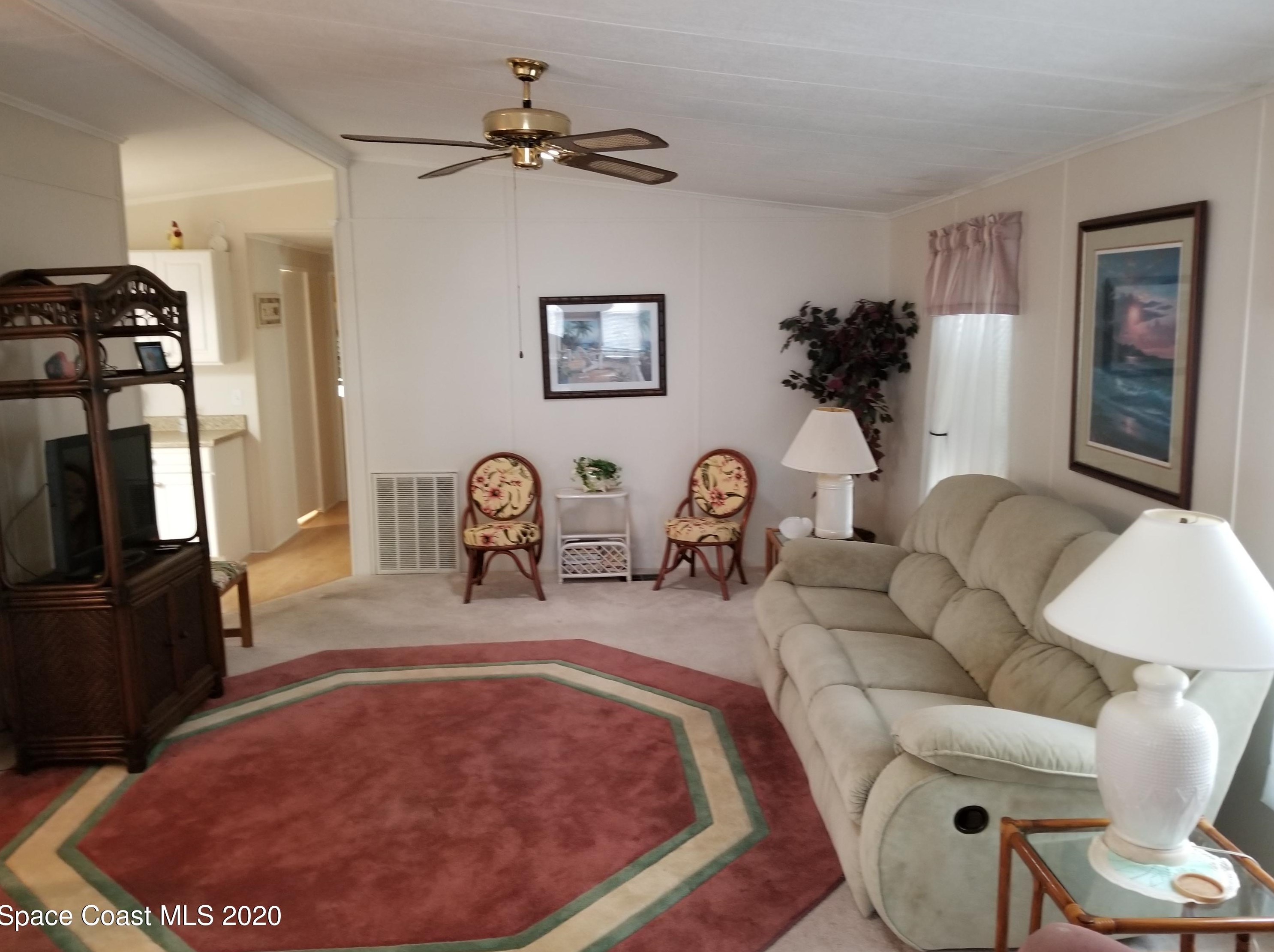 513 Seagull Dr, Sebastian, FL 32976