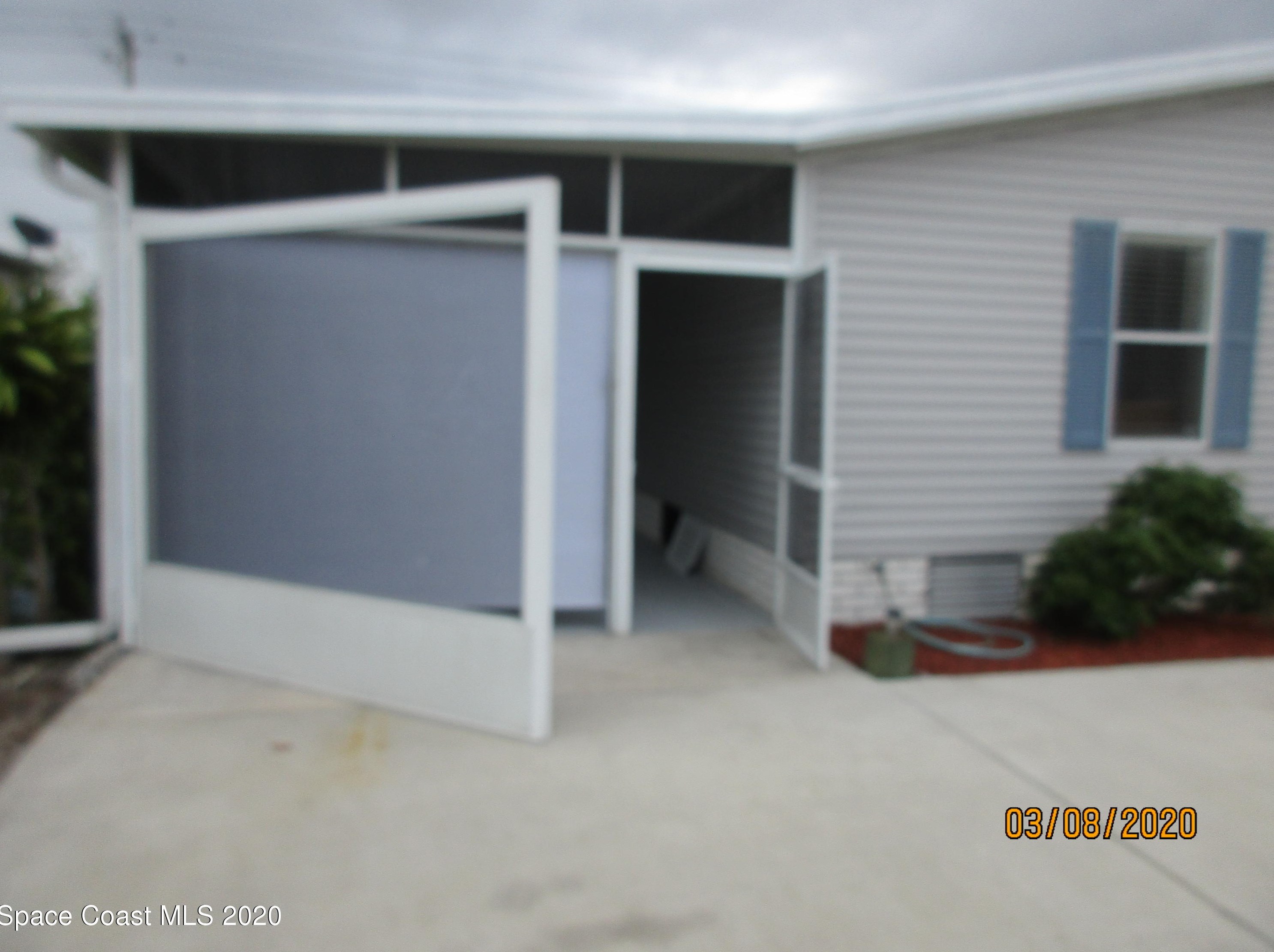 1039 Wren Cir, Sebastian, FL 32976