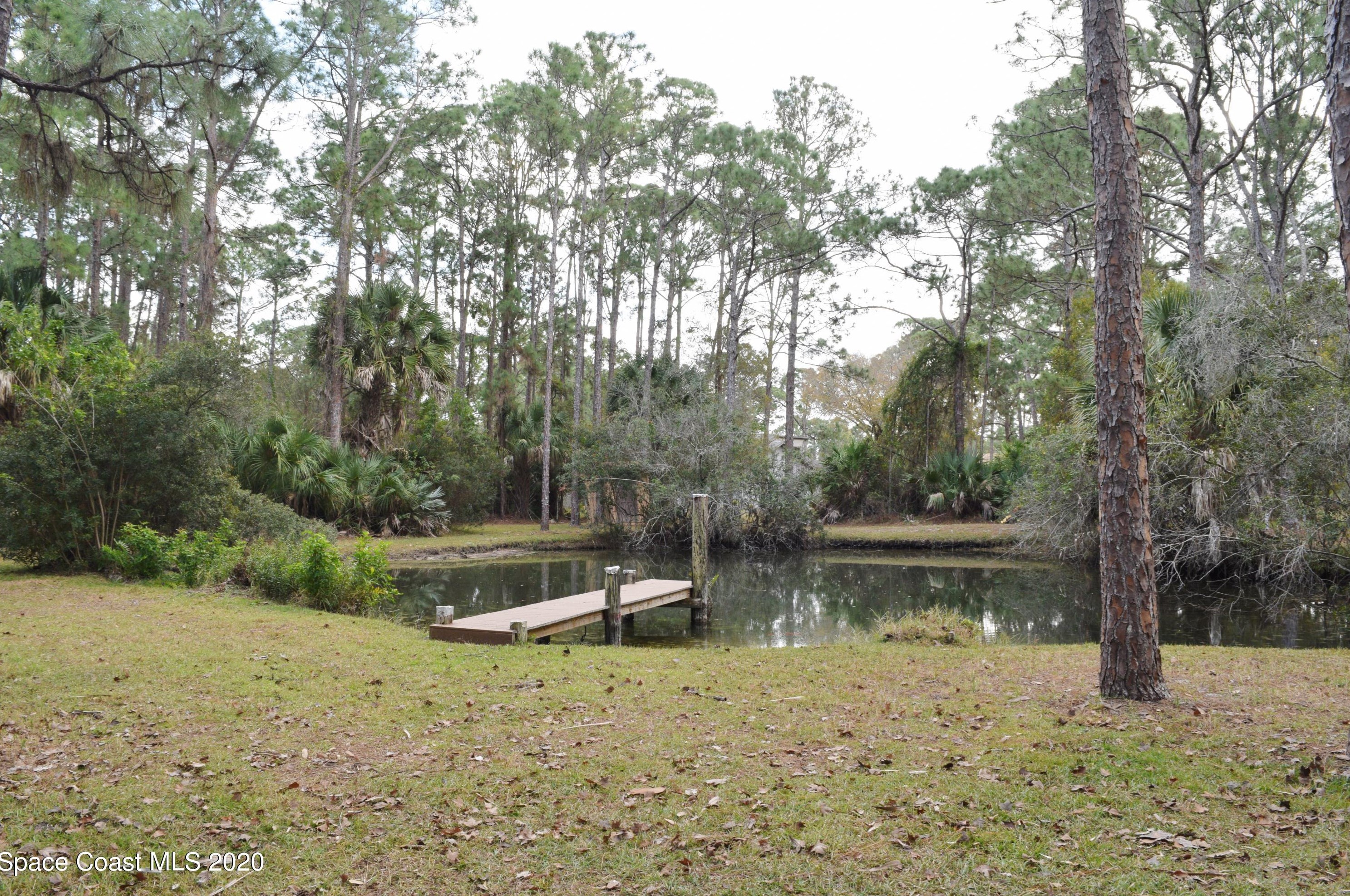 1561 Willard Rd, Melbourne, FL 32907-6318