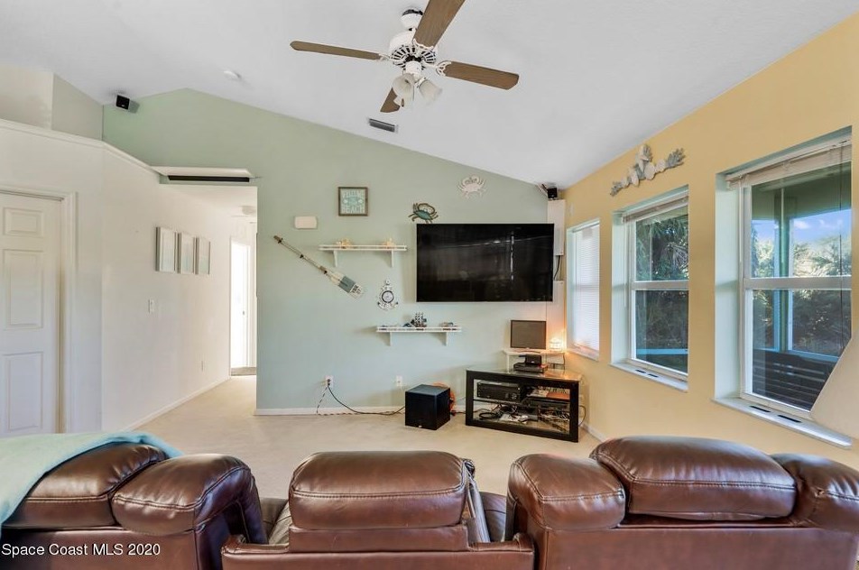 3334 Sparrow Ave, Melbourne, FL 32908-5044