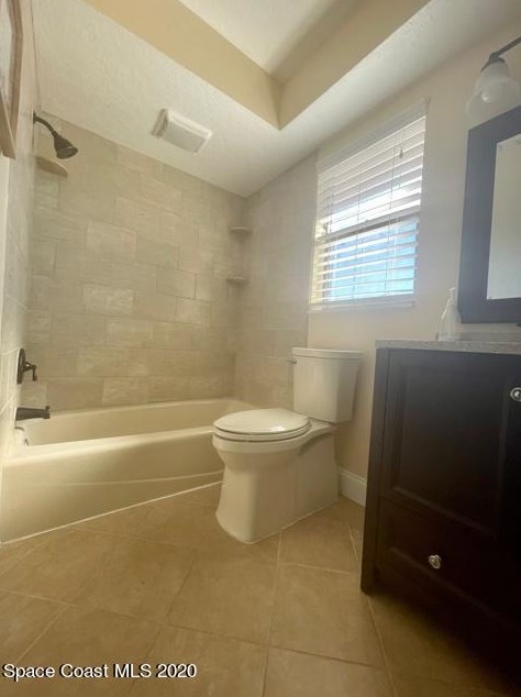 585 Paula Ave, Merritt Island FL 32953-6118 exterior