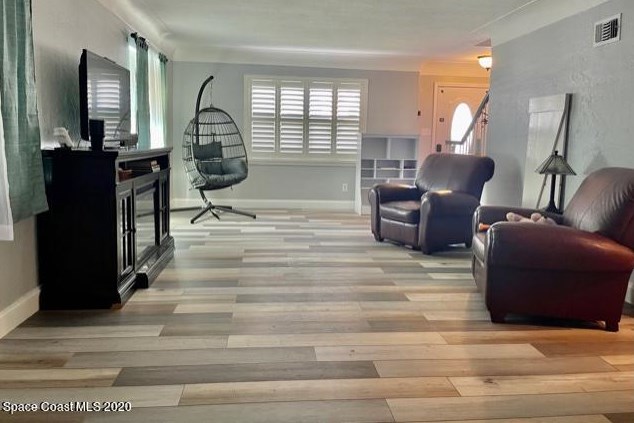 585 Paula Ave, Merritt Island FL 32953-6118 exterior