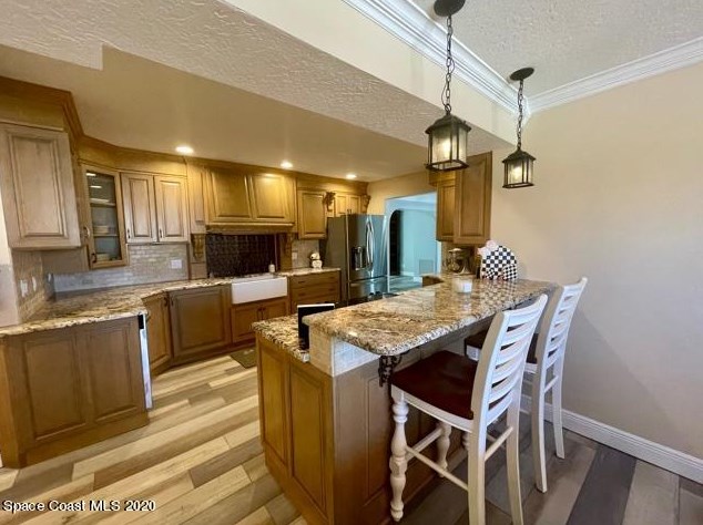 585 Paula Ave, Merritt Island FL 32953-6118 exterior