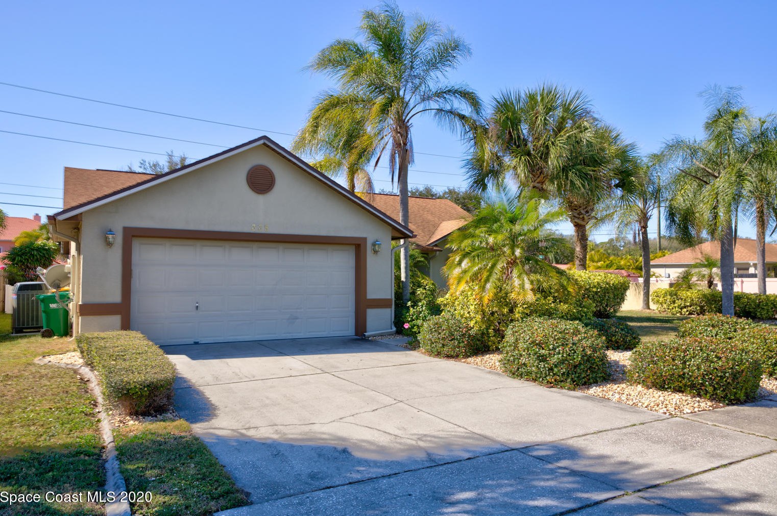 335 Island Oaks Pl, Merritt Island, FL 32953-4833