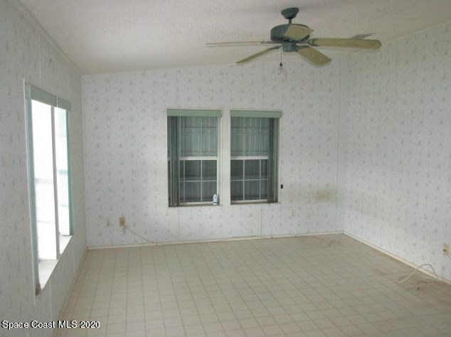 105 Bunting Ct, Sebastian, FL 32976