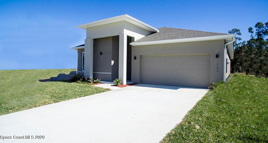 961 Tahiti Ave, Melbourne, FL 32909-5160