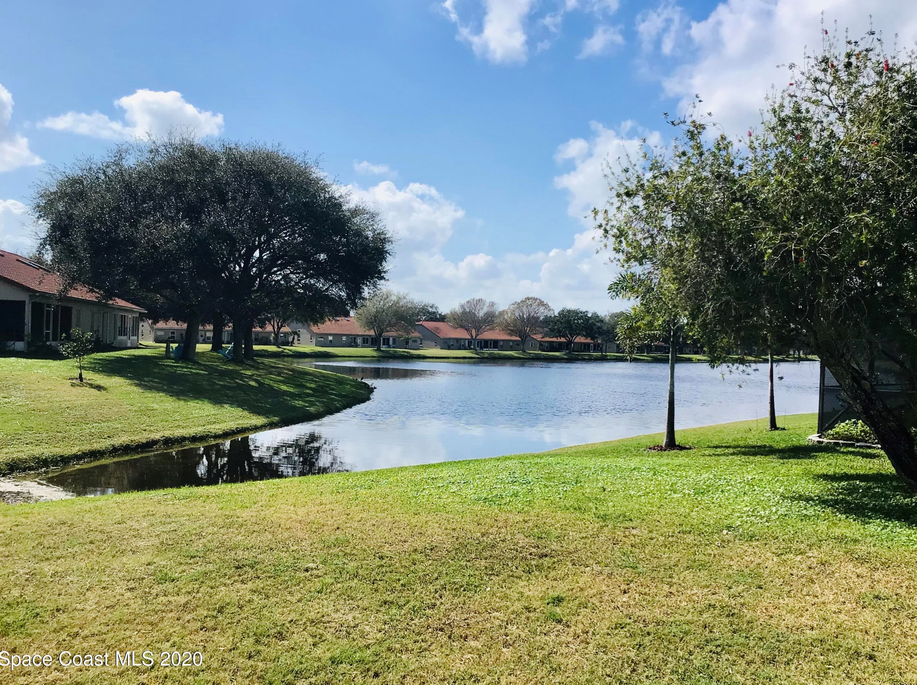 720 Autumn Glen Dr, Melbourne, FL 32940-6421