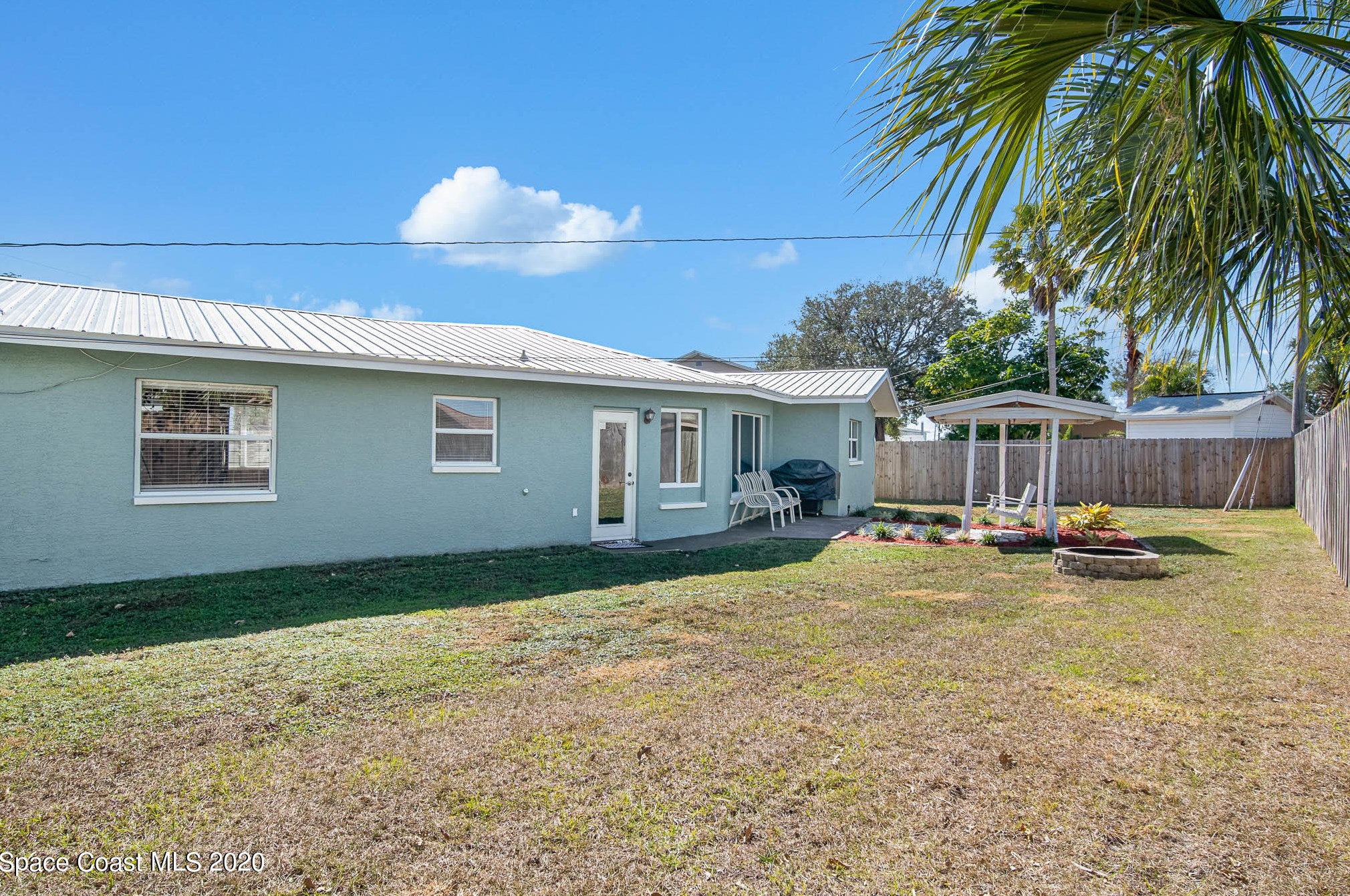 570 Needle Blvd, Merritt Island FL 32953-3316 exterior