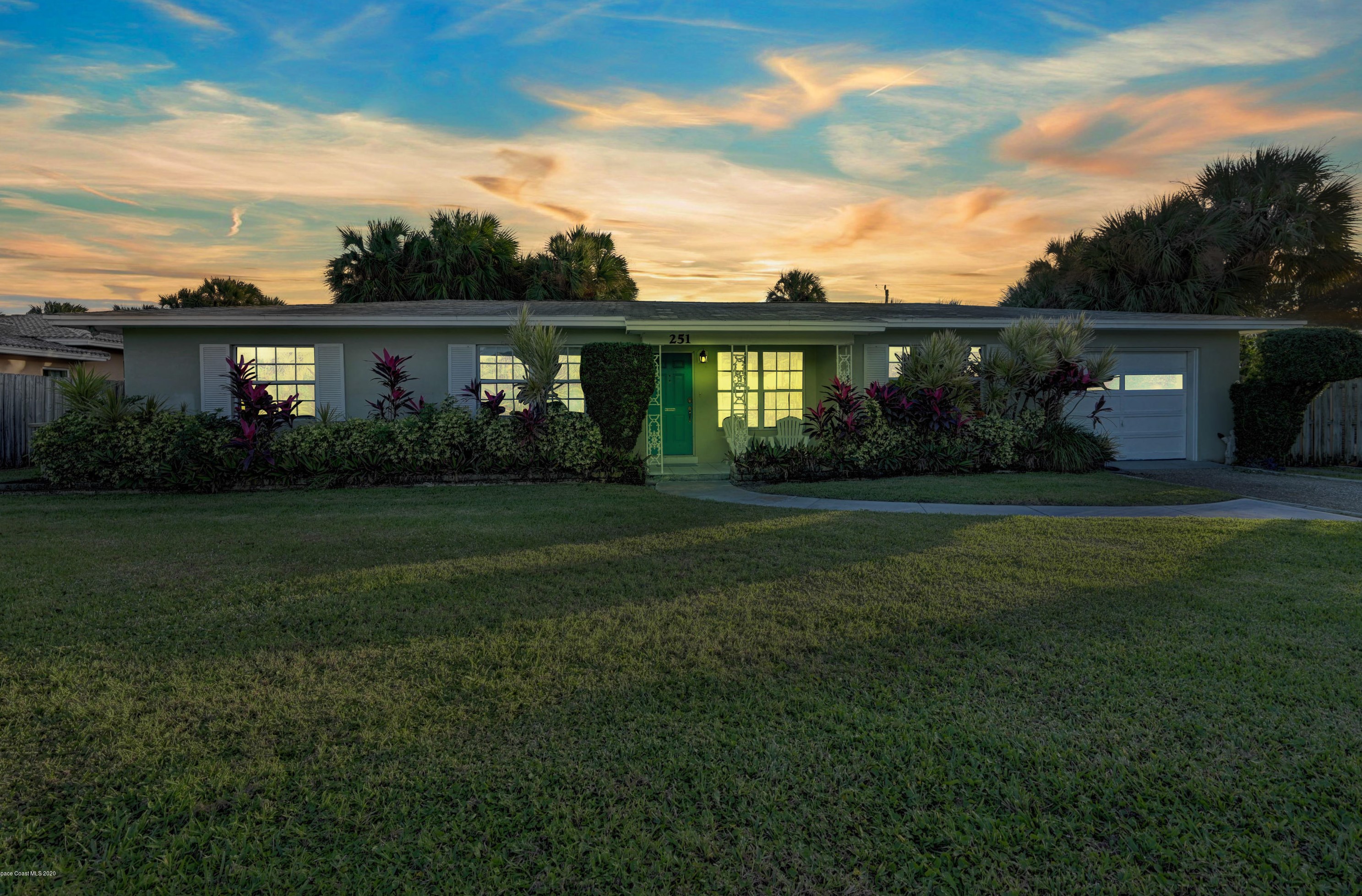 251 Miami Ave, Melbourne, FL 32903-3518