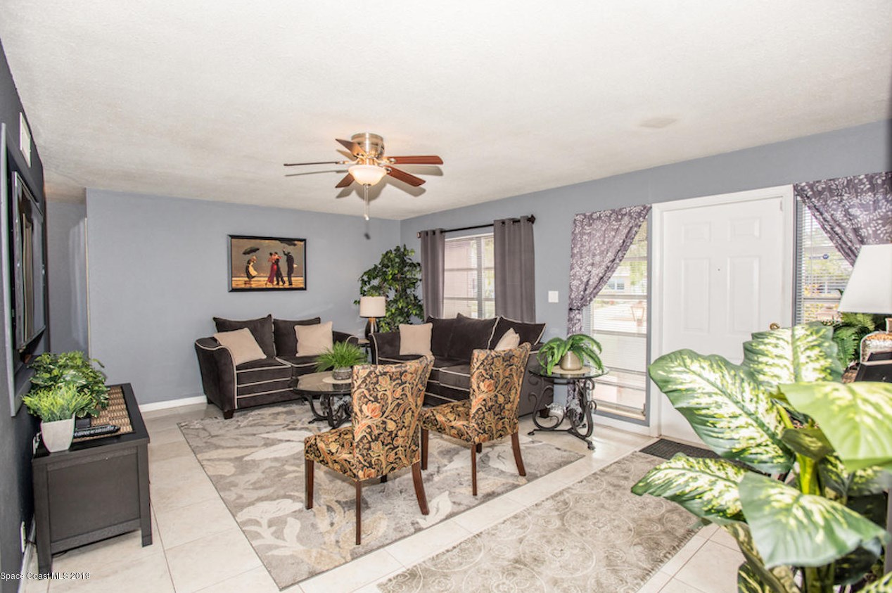 805 Mcdermott Ave, Melbourne, FL 32935