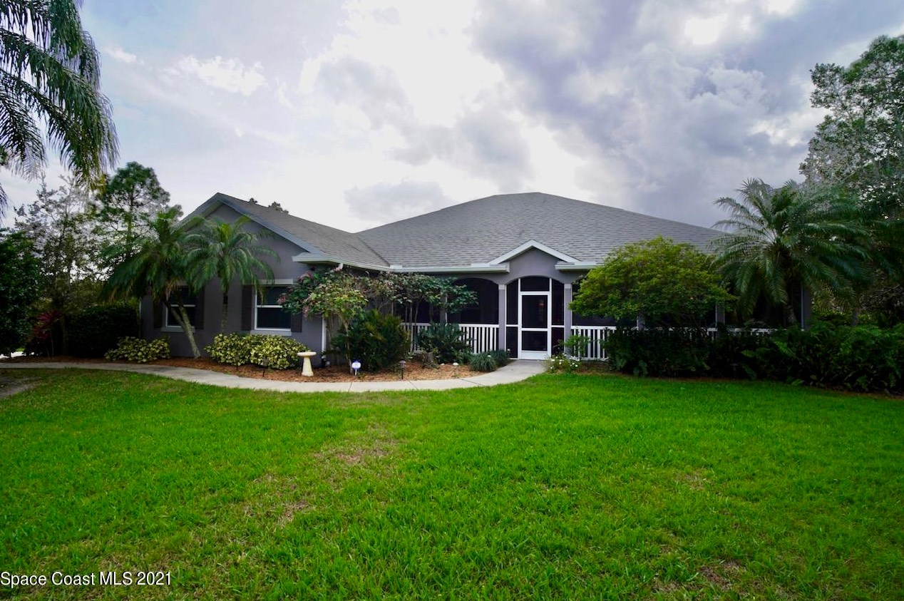 5615 Cypress Creek Dr, Melbourne, FL 32949-8302