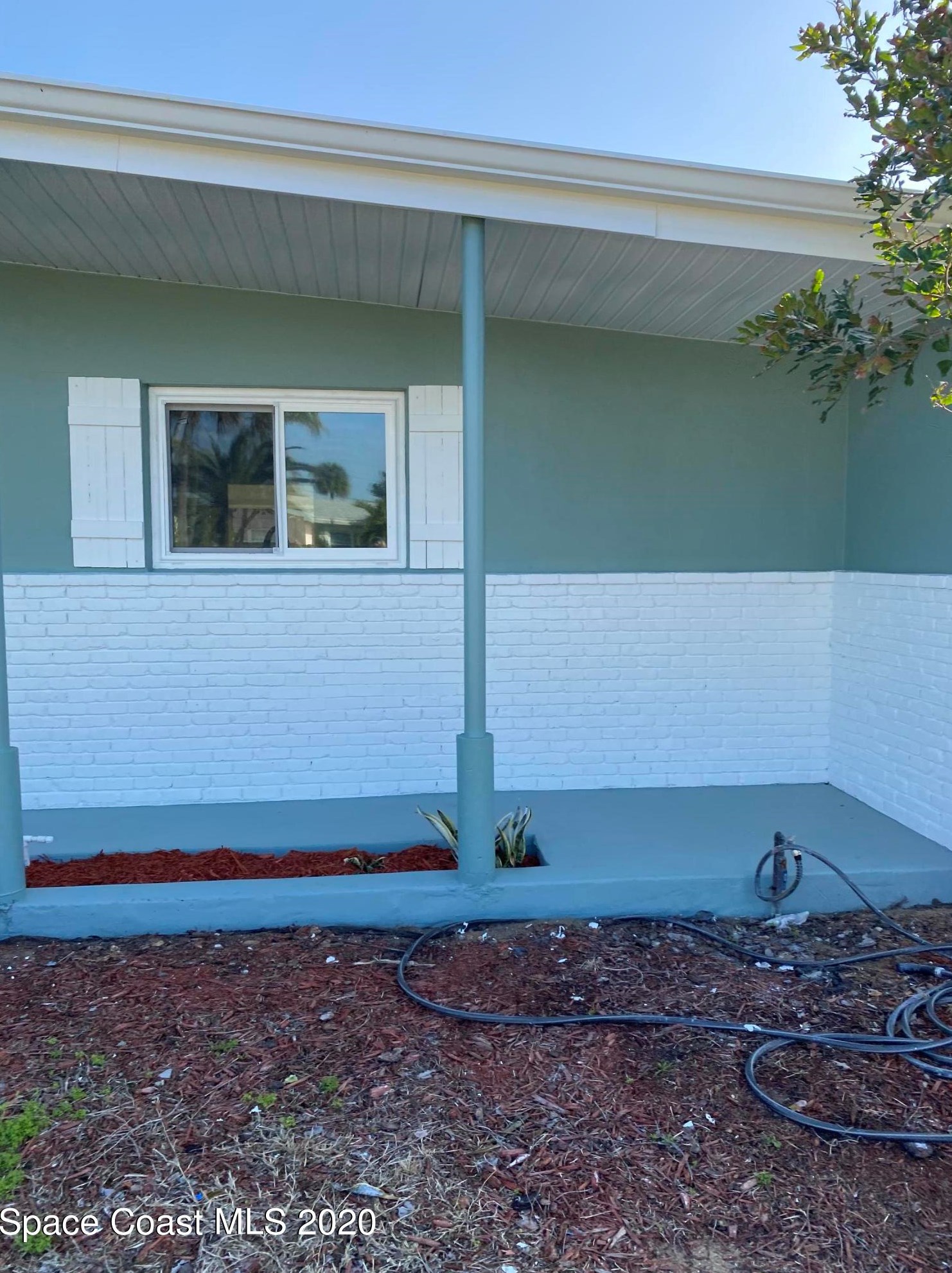 110 Churchill Ave, Melbourne, FL 32937-2106