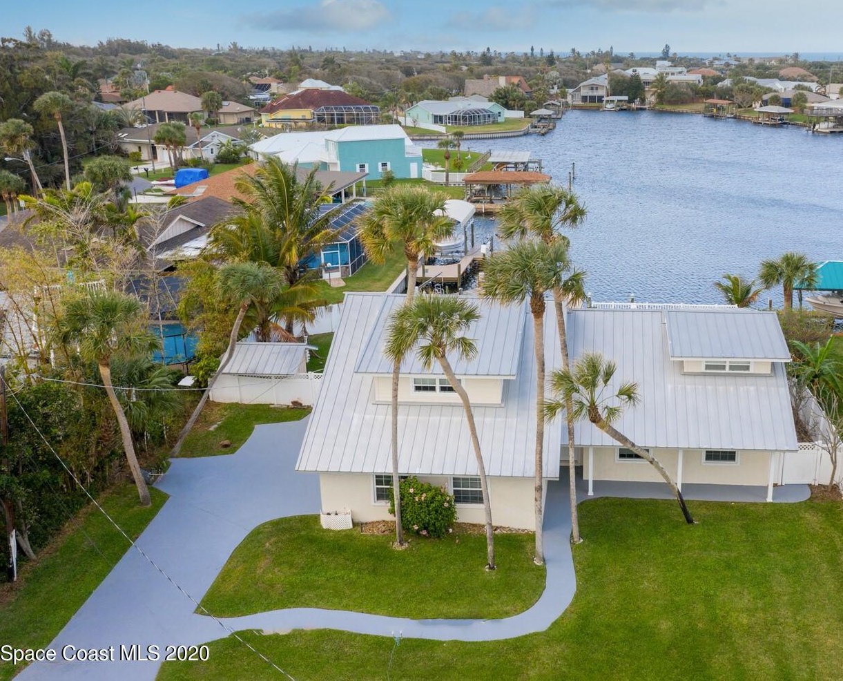 268 Beverly Ct, Melbourne, FL 32951-3540