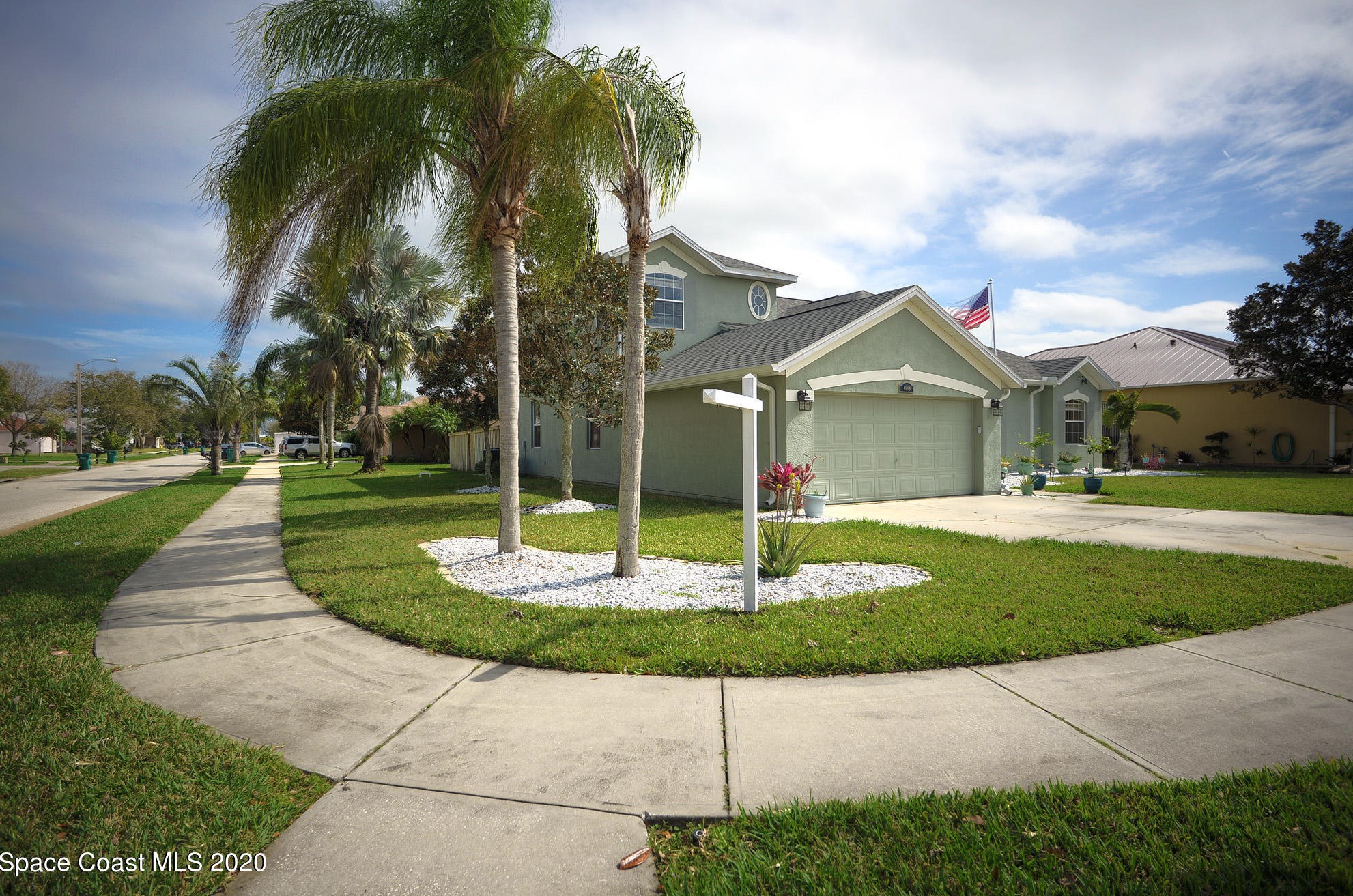 4608 Alamanda Dr, Melbourne, FL 32940-2318